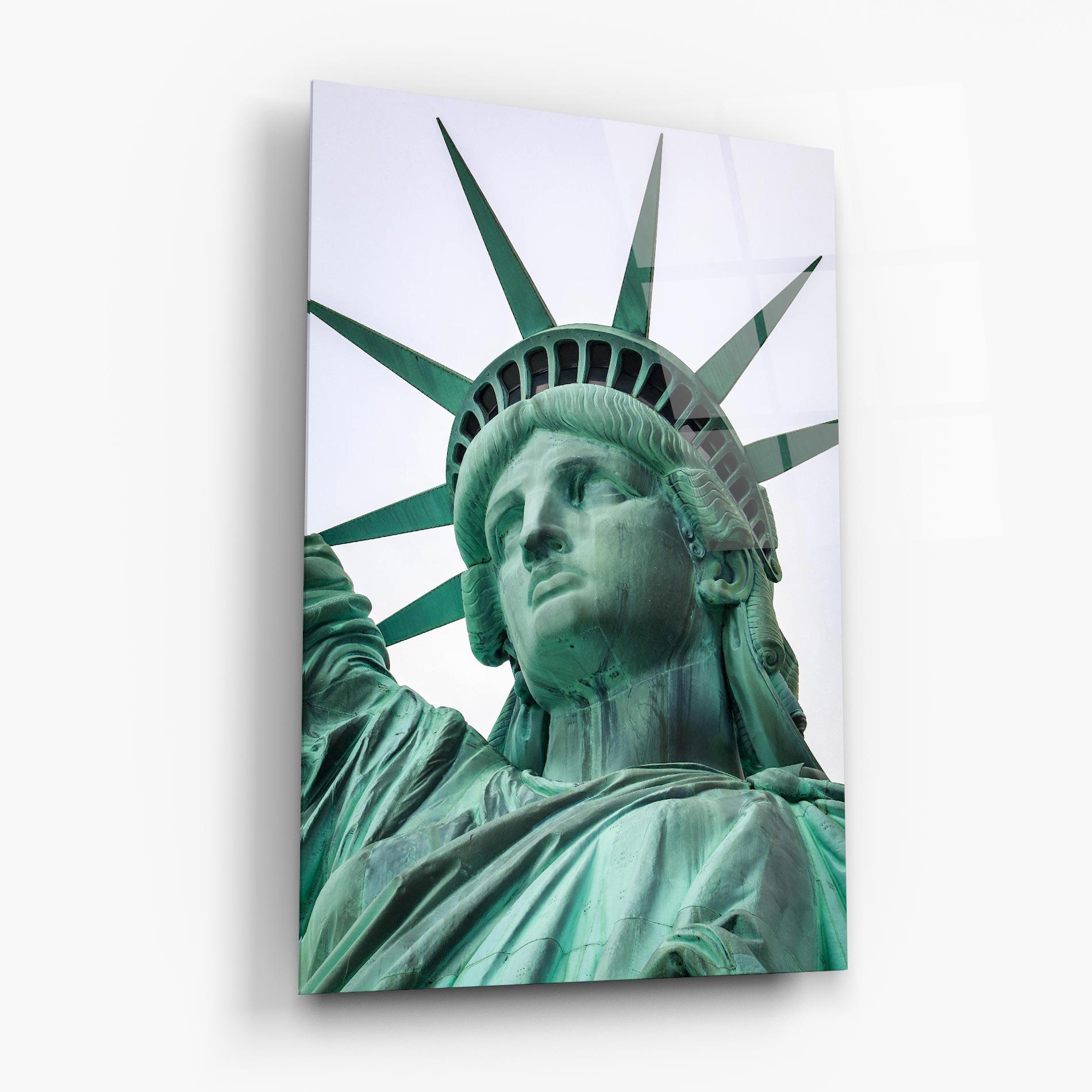 Glasbild Statue Of Liberty Head mockup 6