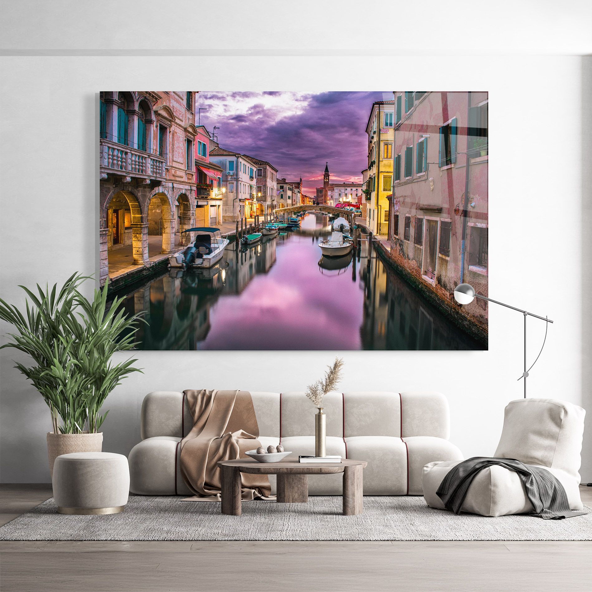 Purple Light Venecia mockup 9