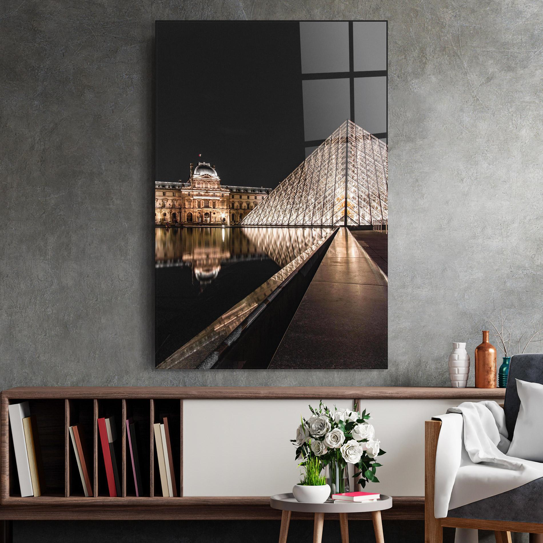 Glasbild Louvre Night mockup 2