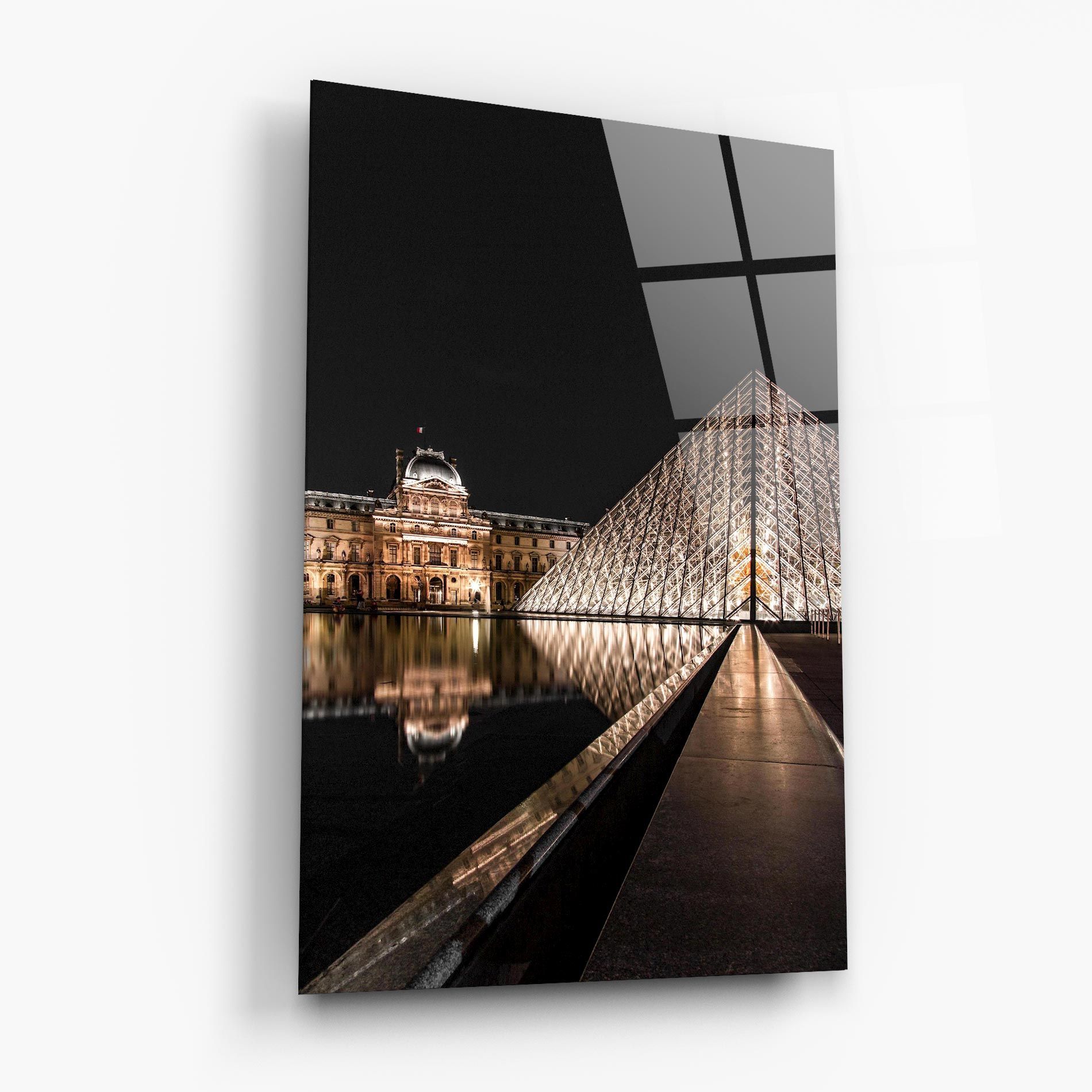 Louvre Night mockup 6