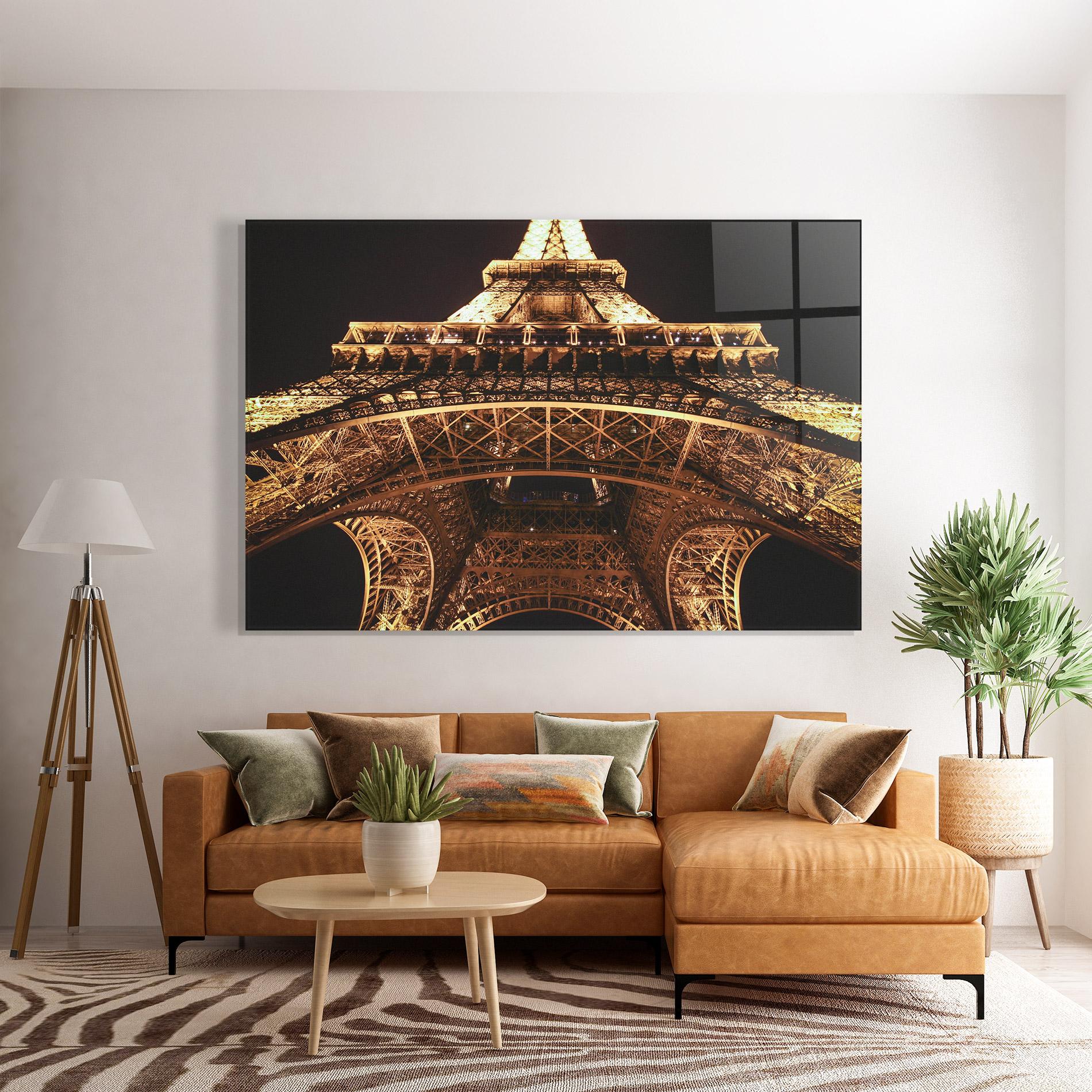 Glasbild Eiffel Tower At Night mockup 7