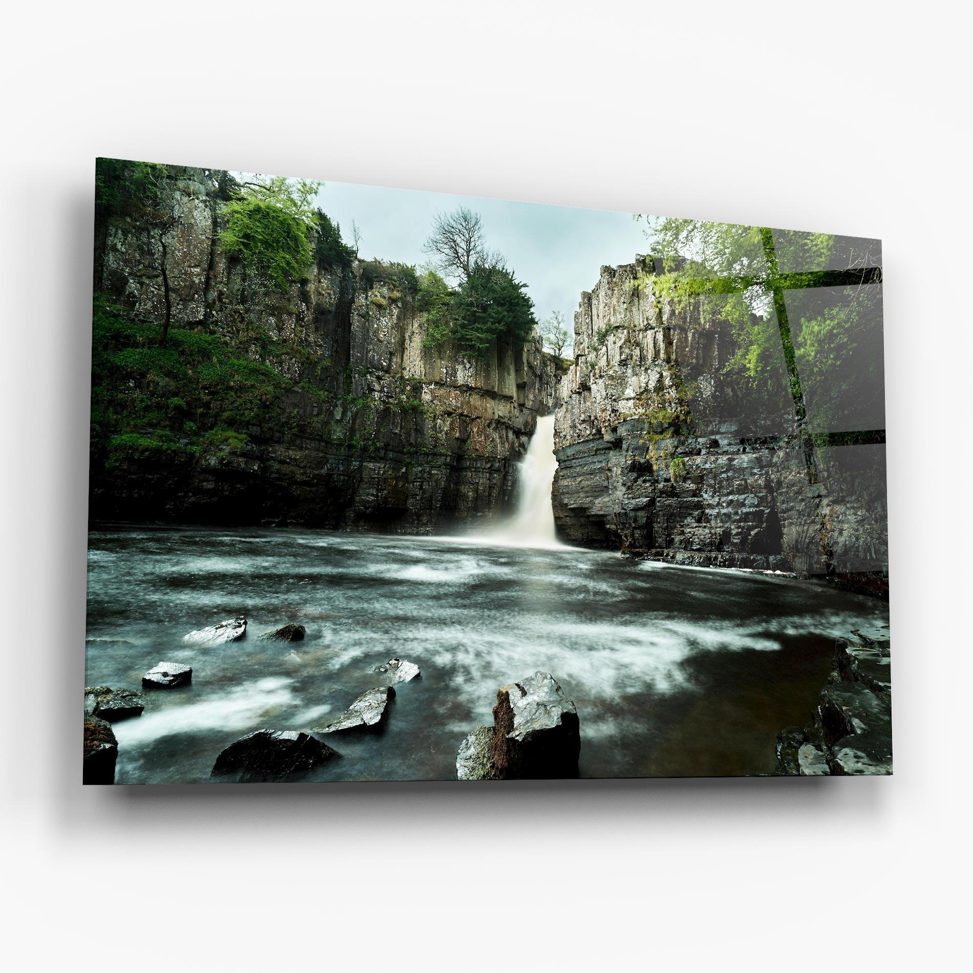 Glasbild Beautiful Water Falling mockup 6