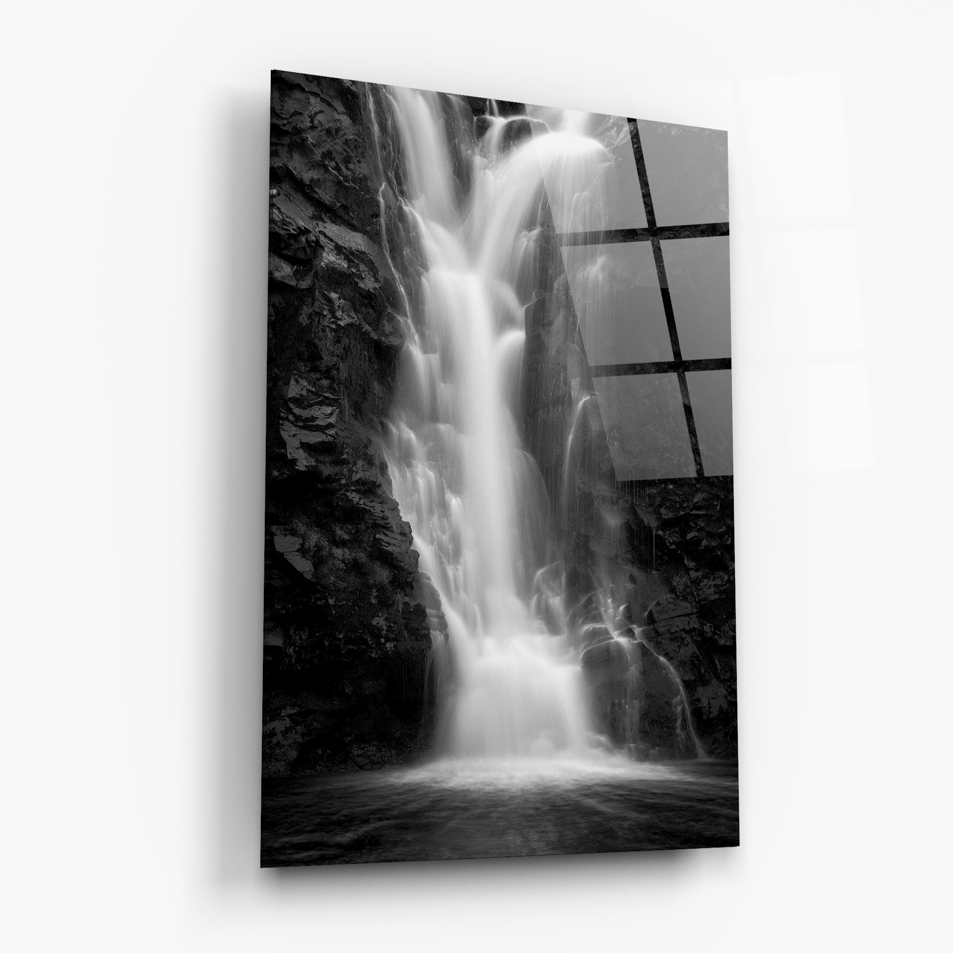 Glasbild Black Rock Waterfall View mockup 6
