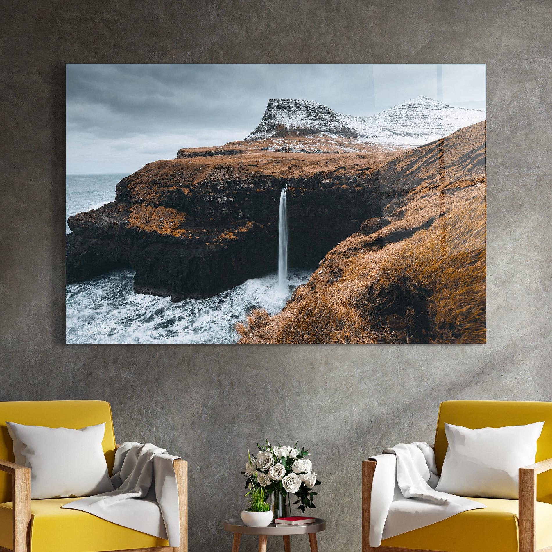 Glasbild Black Houses Waterfall mockup 4