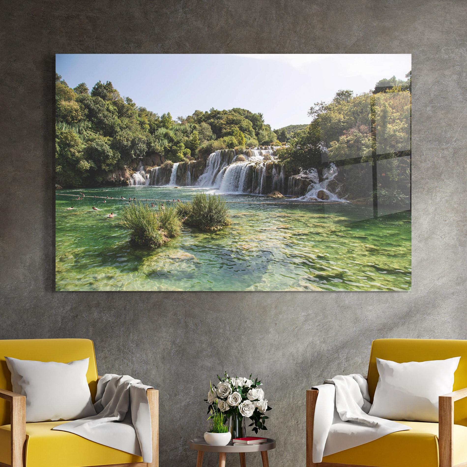 Glasbild Green Waterfall mockup 4
