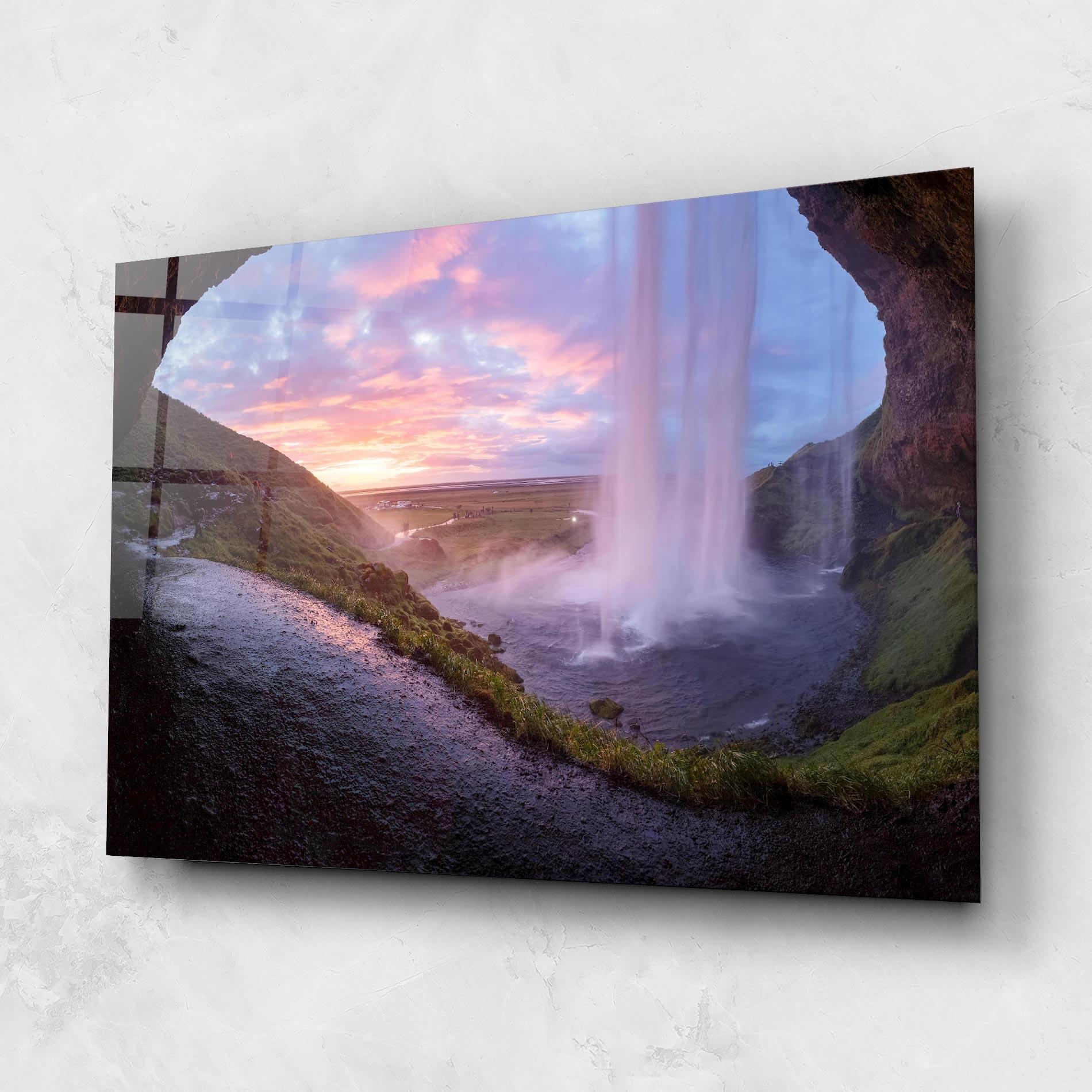 Glasbild Waterfall From Cave View mockup 1