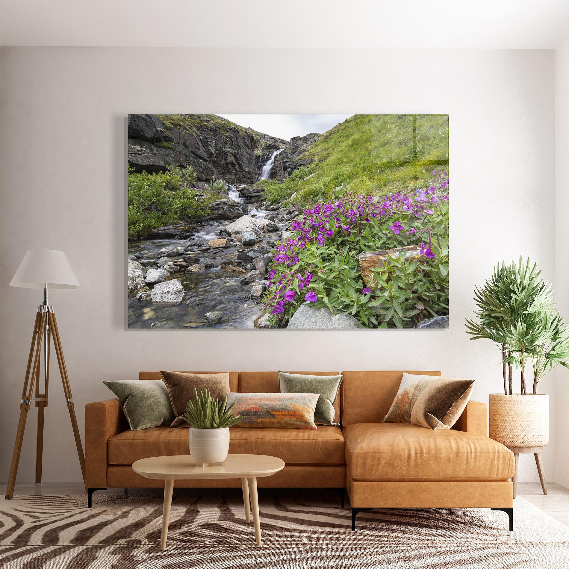 Glasbild Purple Flowers Waterfall mockup 7