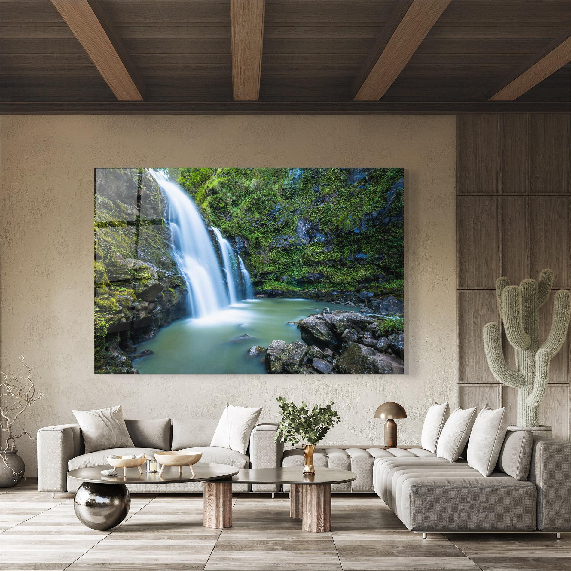 Glasbild Swimming In Waterfall mockup 8