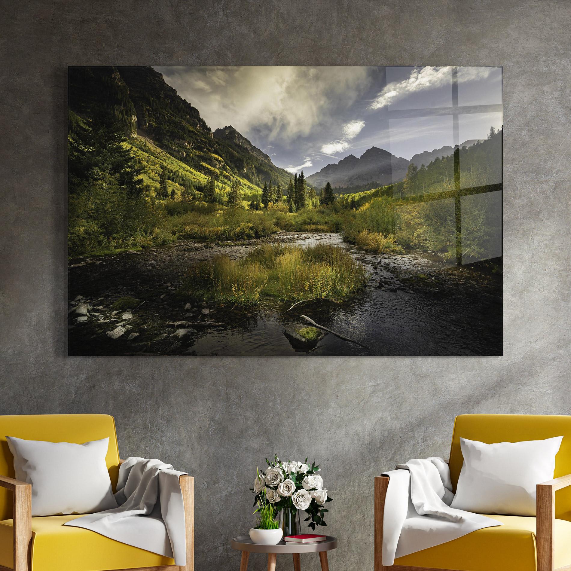 Glasbild Cloudy Lake mockup 4