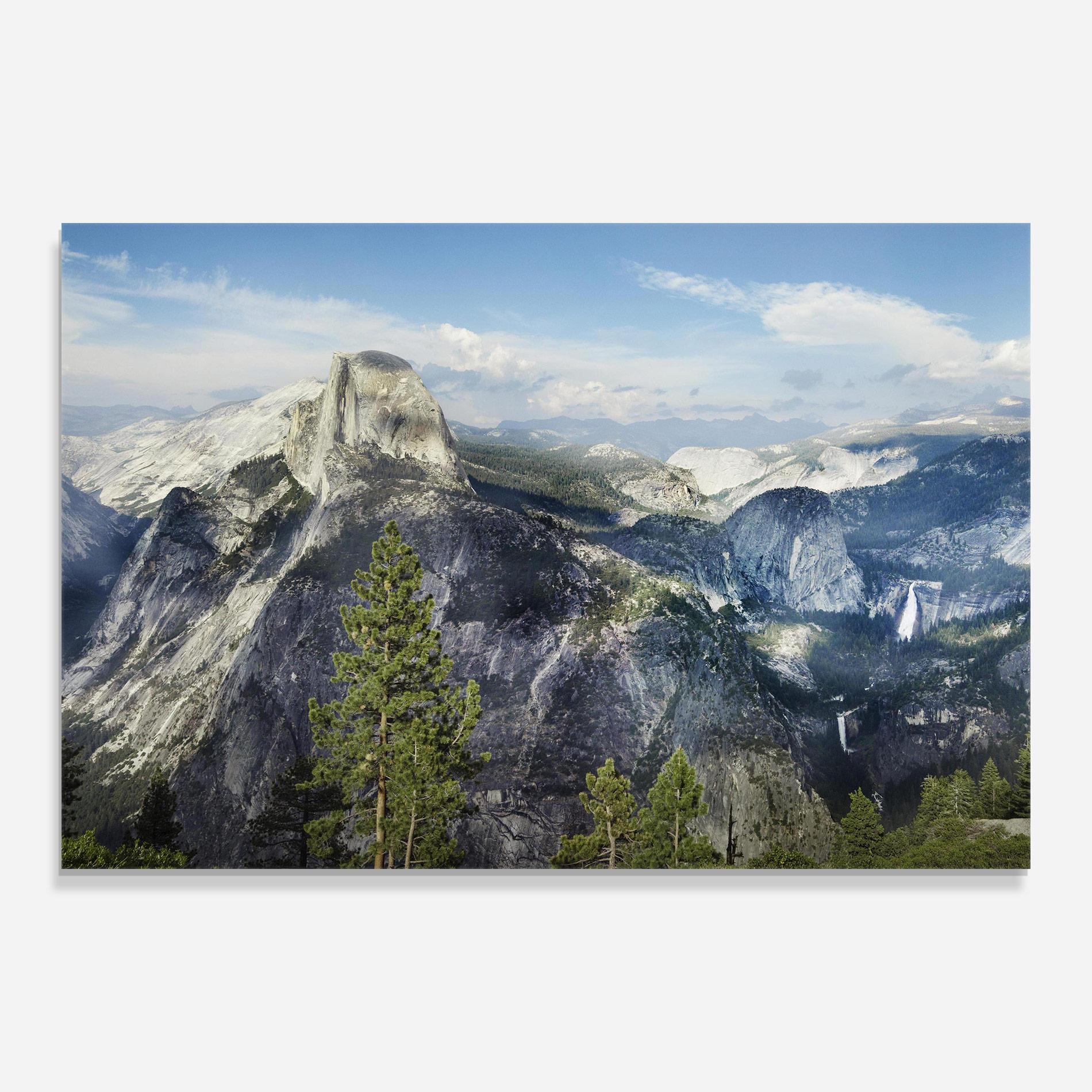 Glasbild Foggy Day Mountain mockup 0