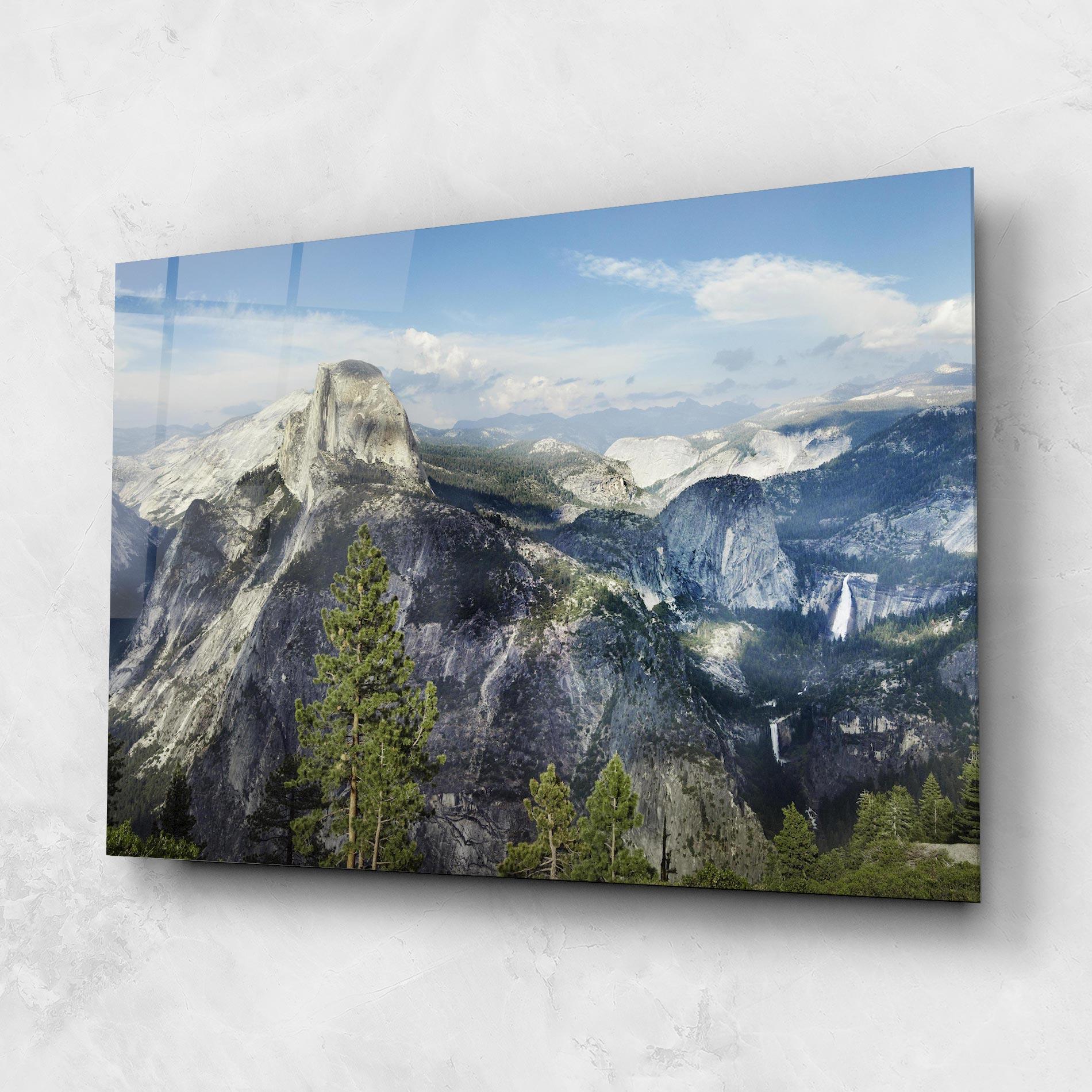 Glasbild Foggy Day Mountain mockup 1