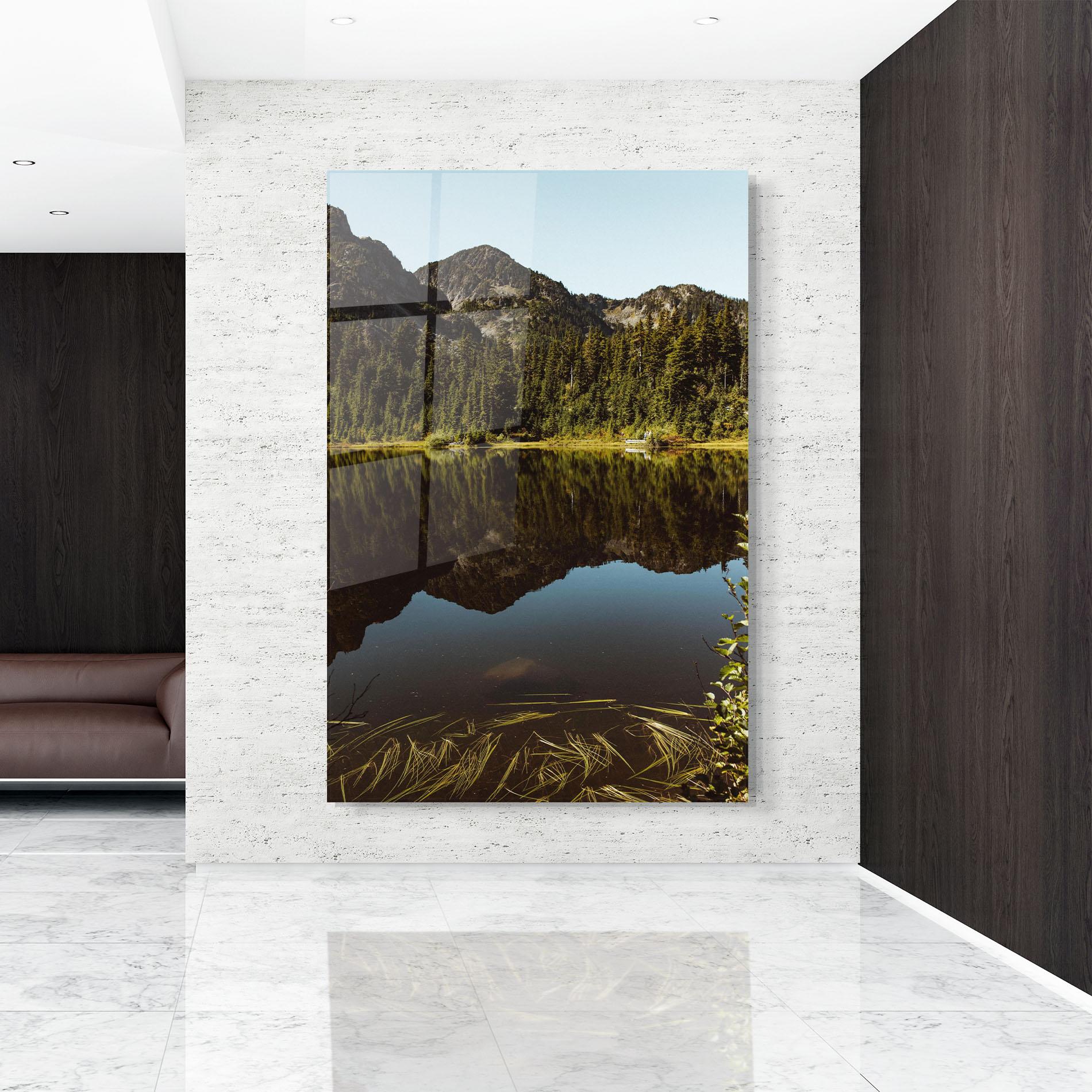 Glasbild Big Lake Mountain mockup 9