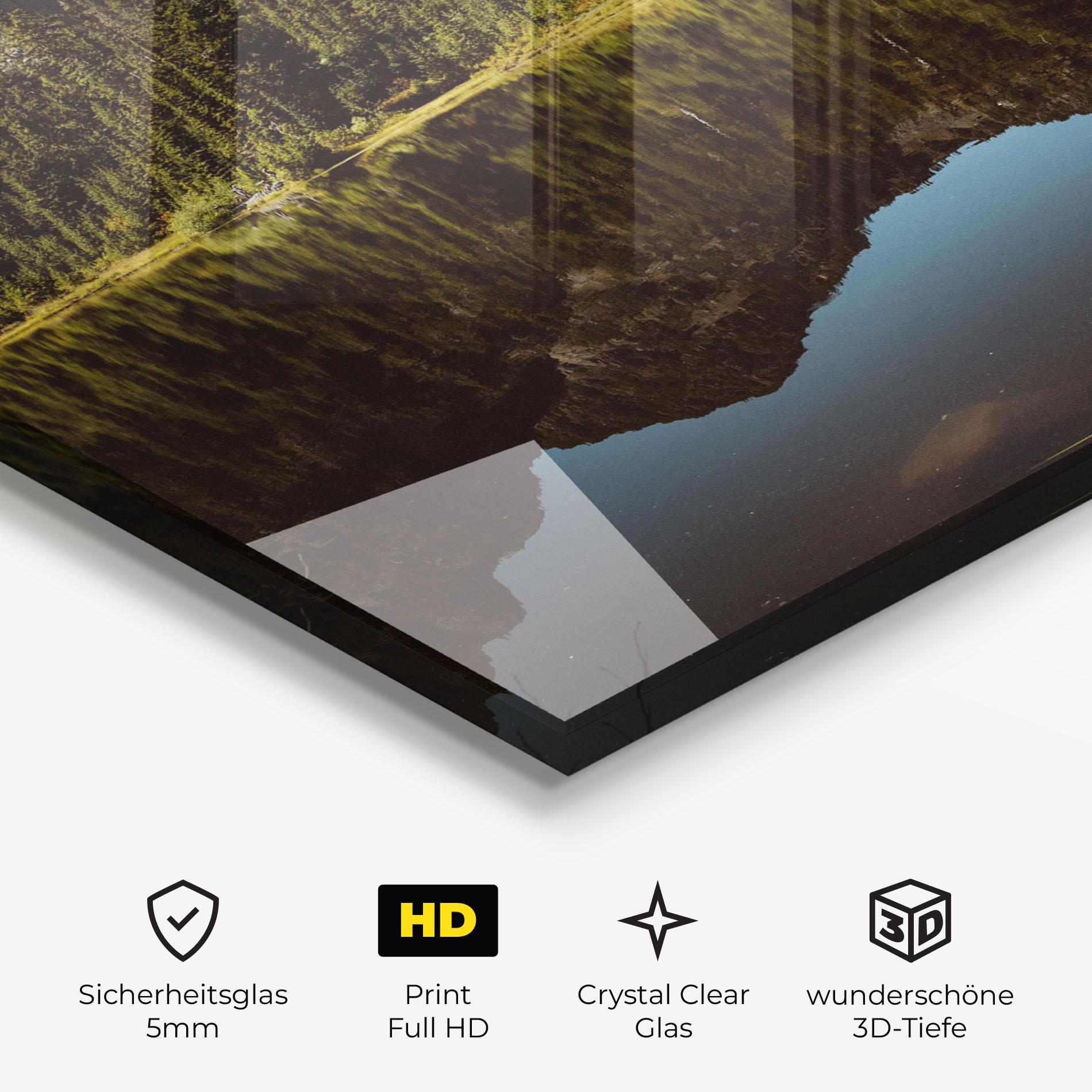 Glasbild Big Lake Mountain mockup 3