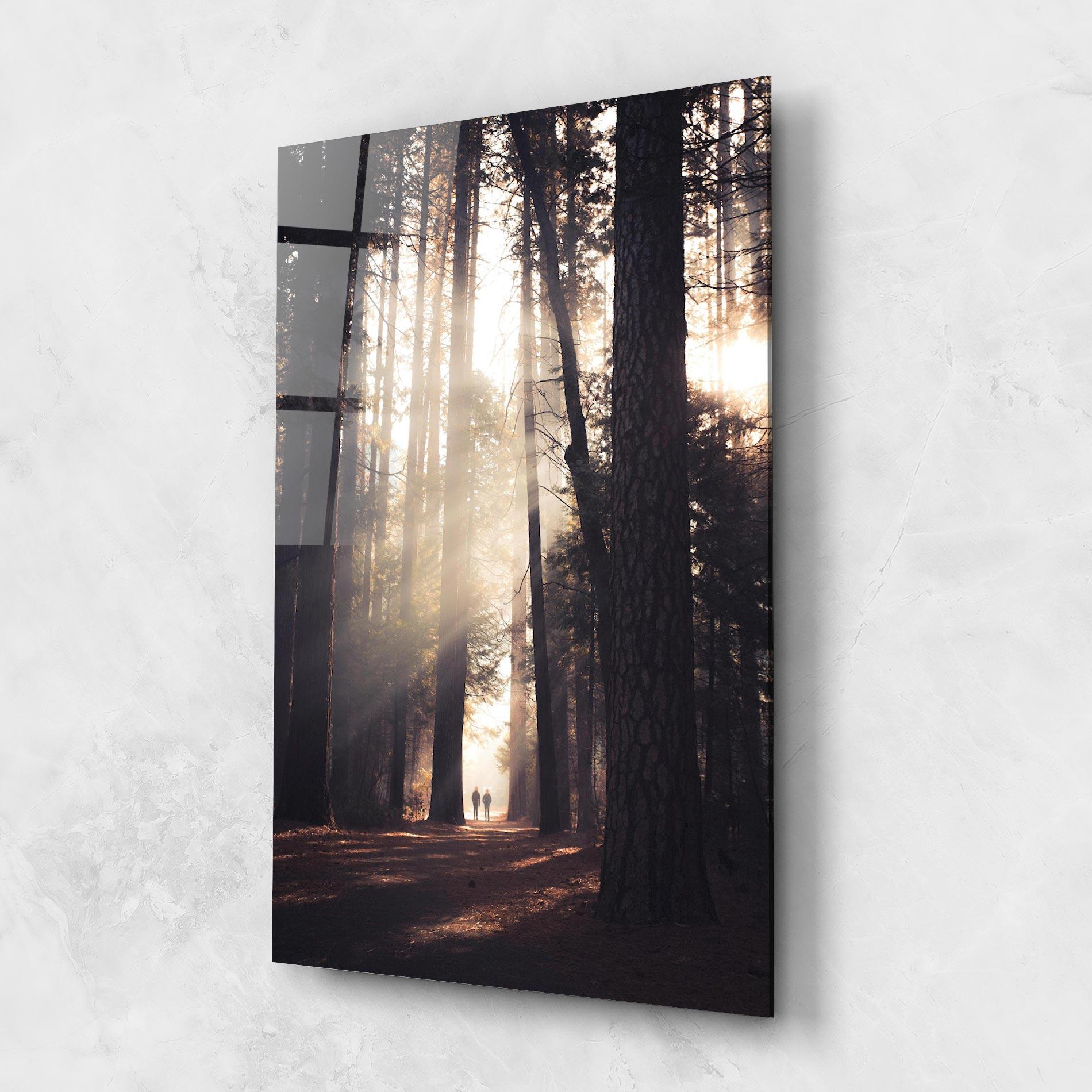 Glasbild Foggy Couple Forest mockup 1