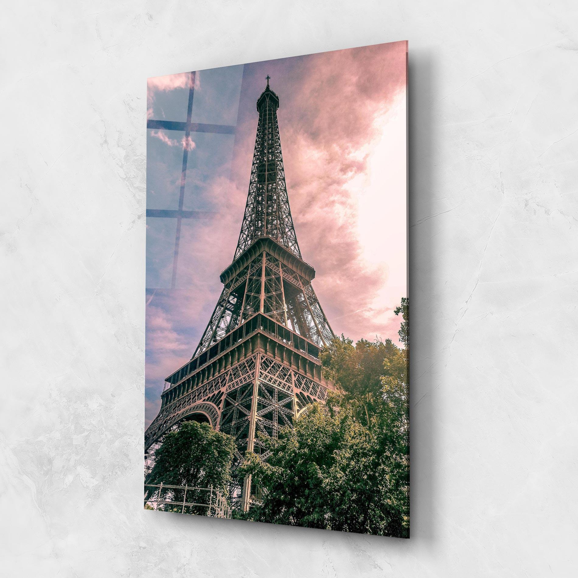 Glasbild Eiffel Under Pink Sky mockup 1
