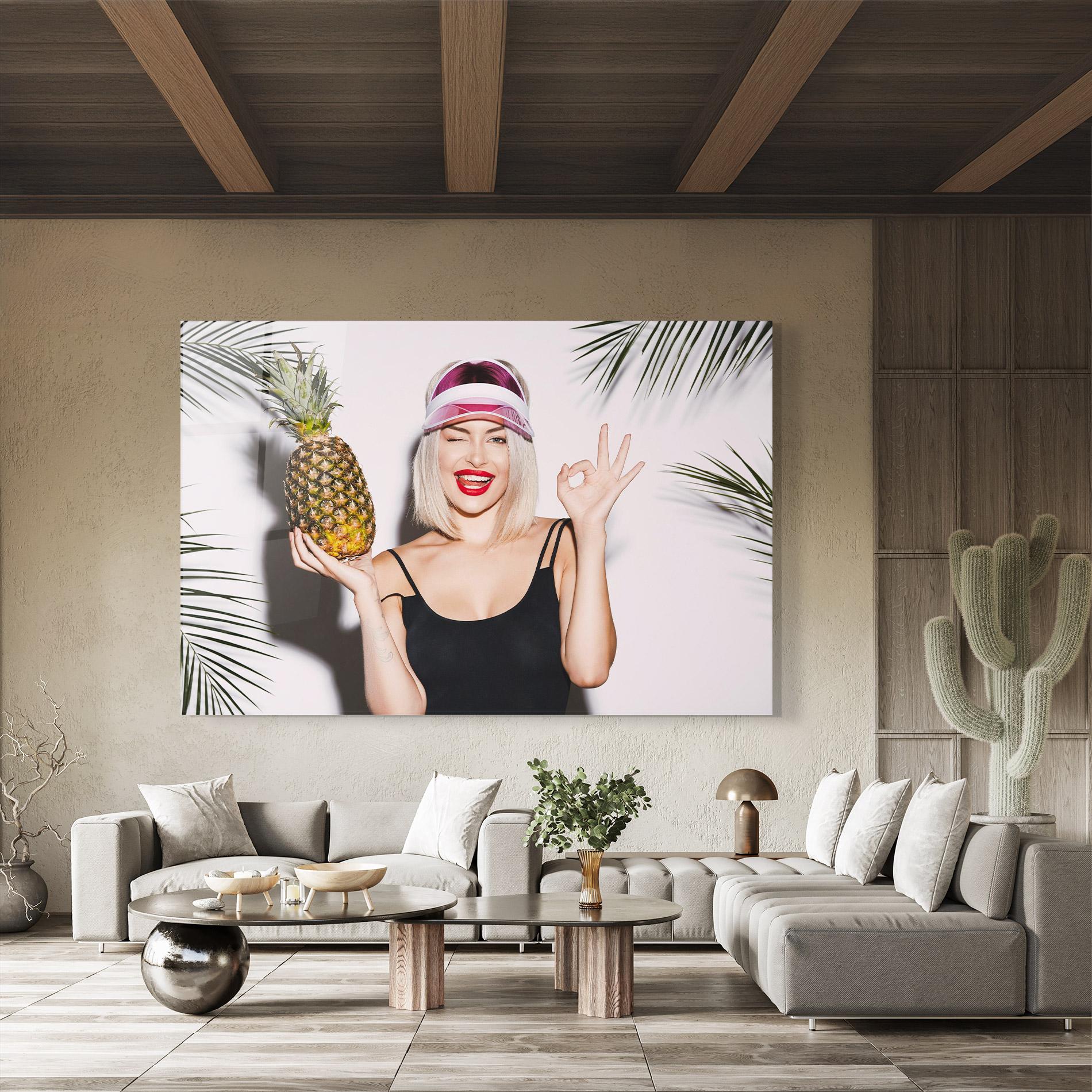 Glasbild Blonde Woman mockup 8