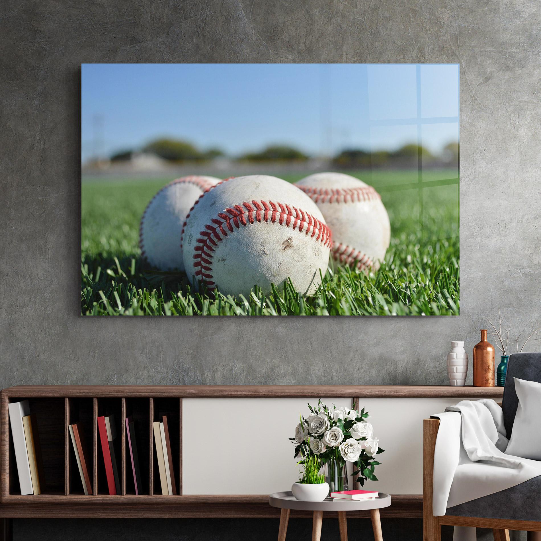 Glasbild Baseball Ball In Grass mockup 2