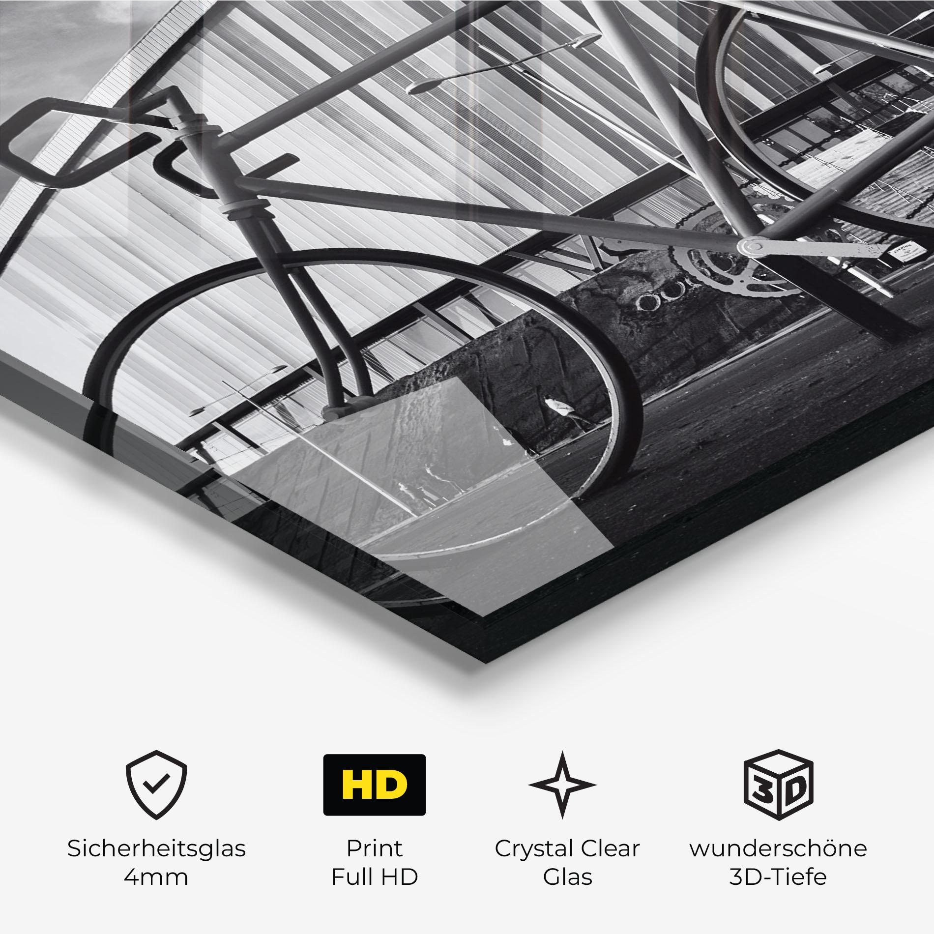Glasbild Big Grey Bike mockup 3