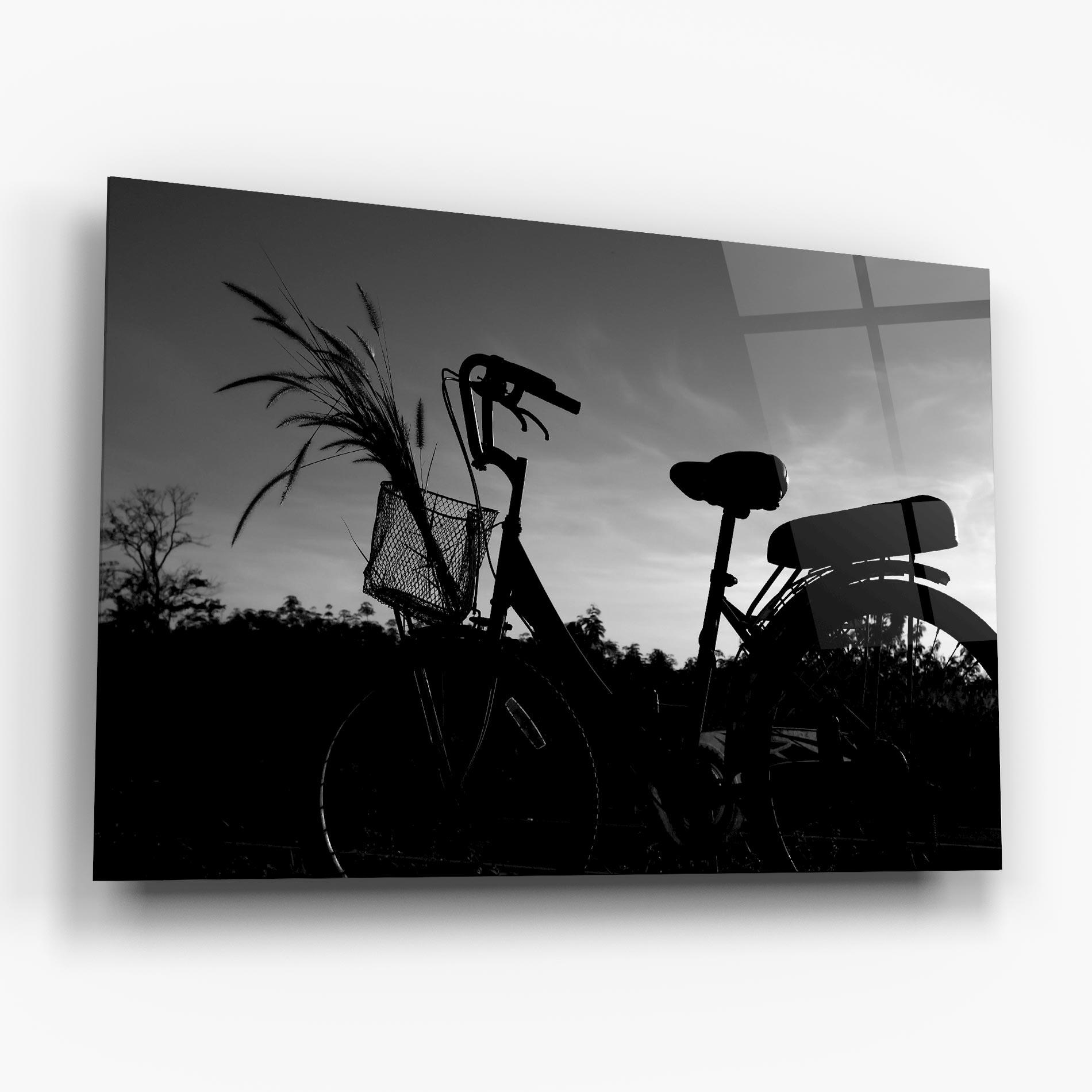 Glasbild Black Bike Shilouette mockup 6