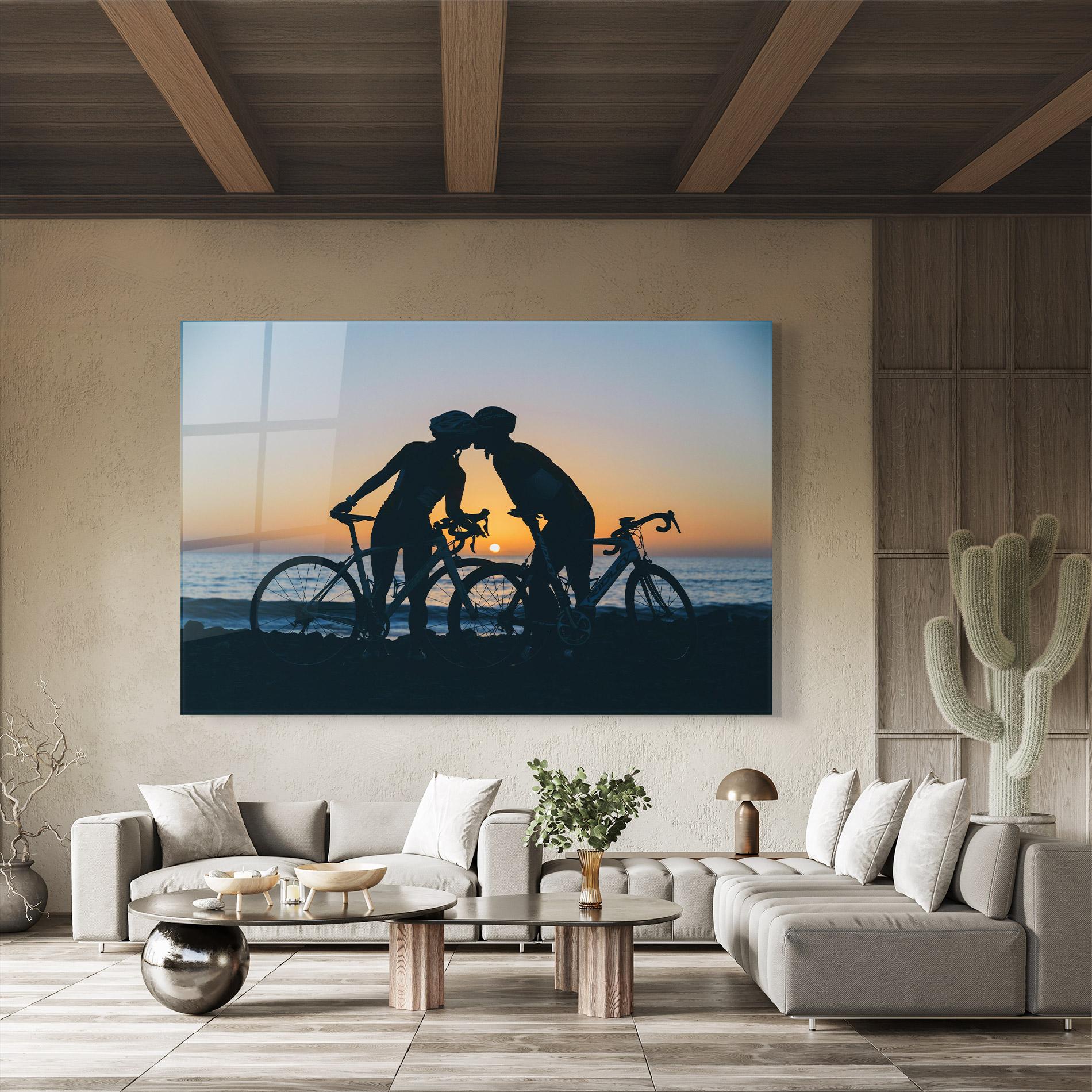Glasbild Bike Couple Kissing mockup 8