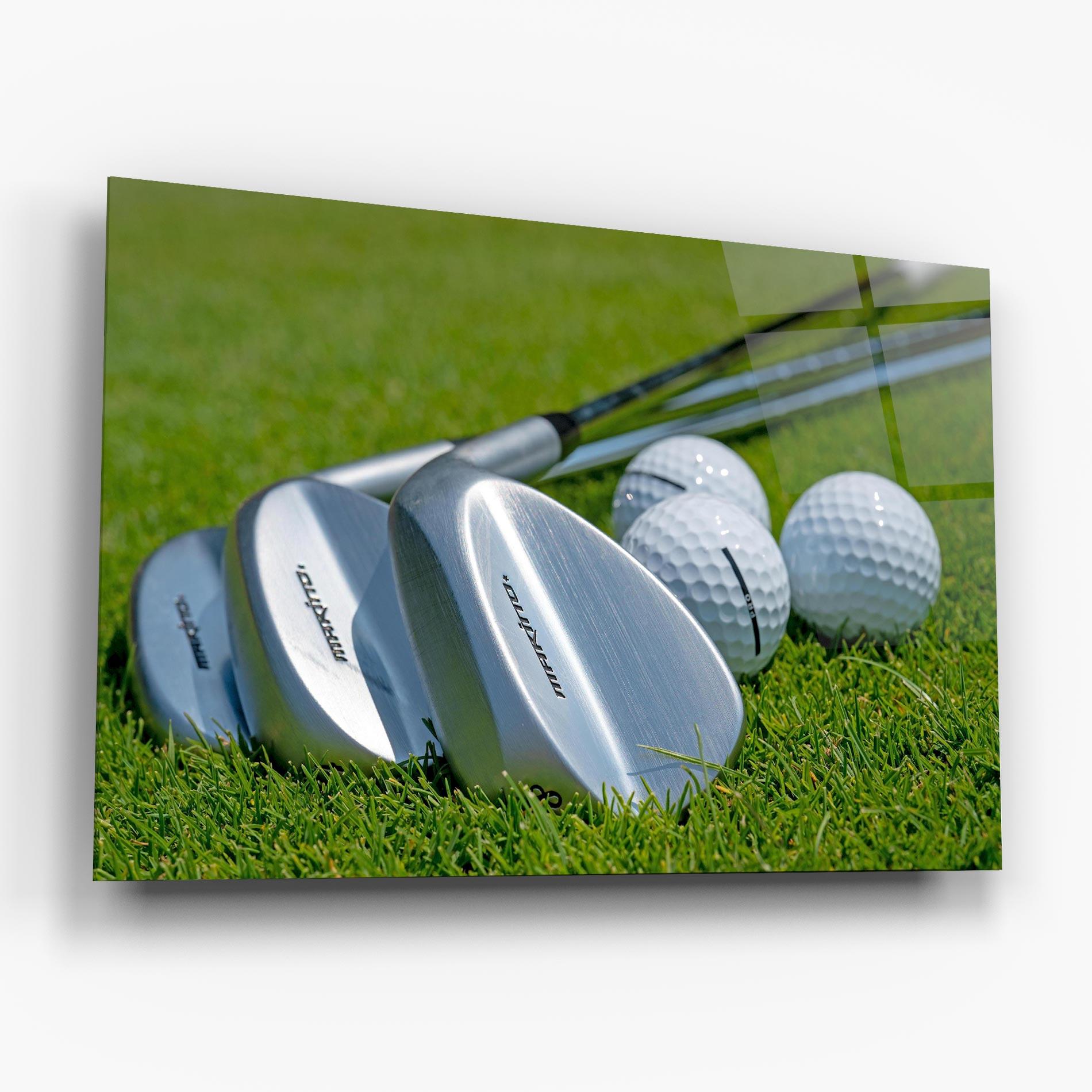Glasbild Golf Club On Grass mockup 6