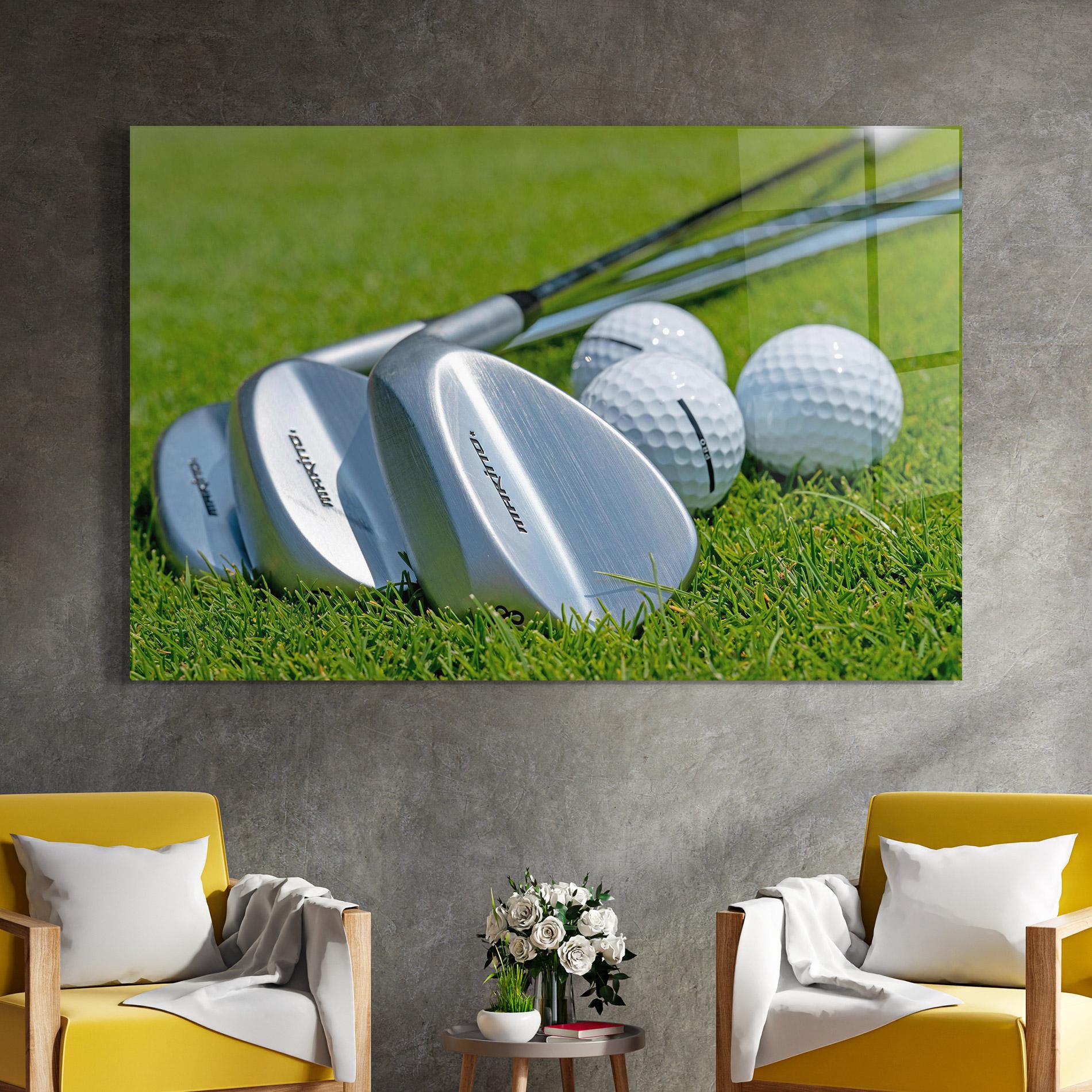Glasbild Golf Club On Grass mockup 4