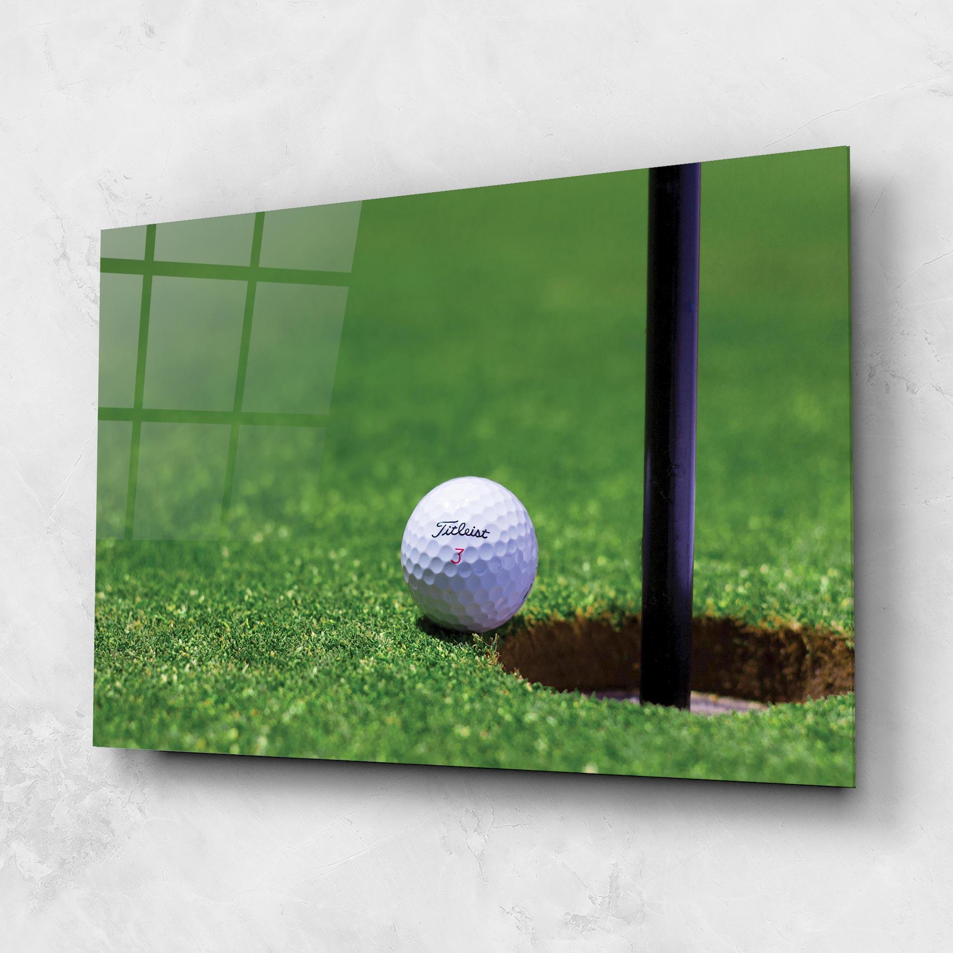 Glasbild Close To Ball Golf Ball mockup 1