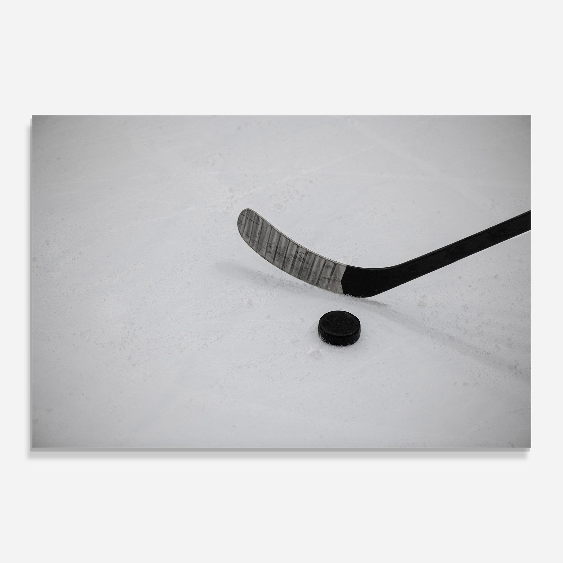 Glasbild Hockey Puck mockup 0