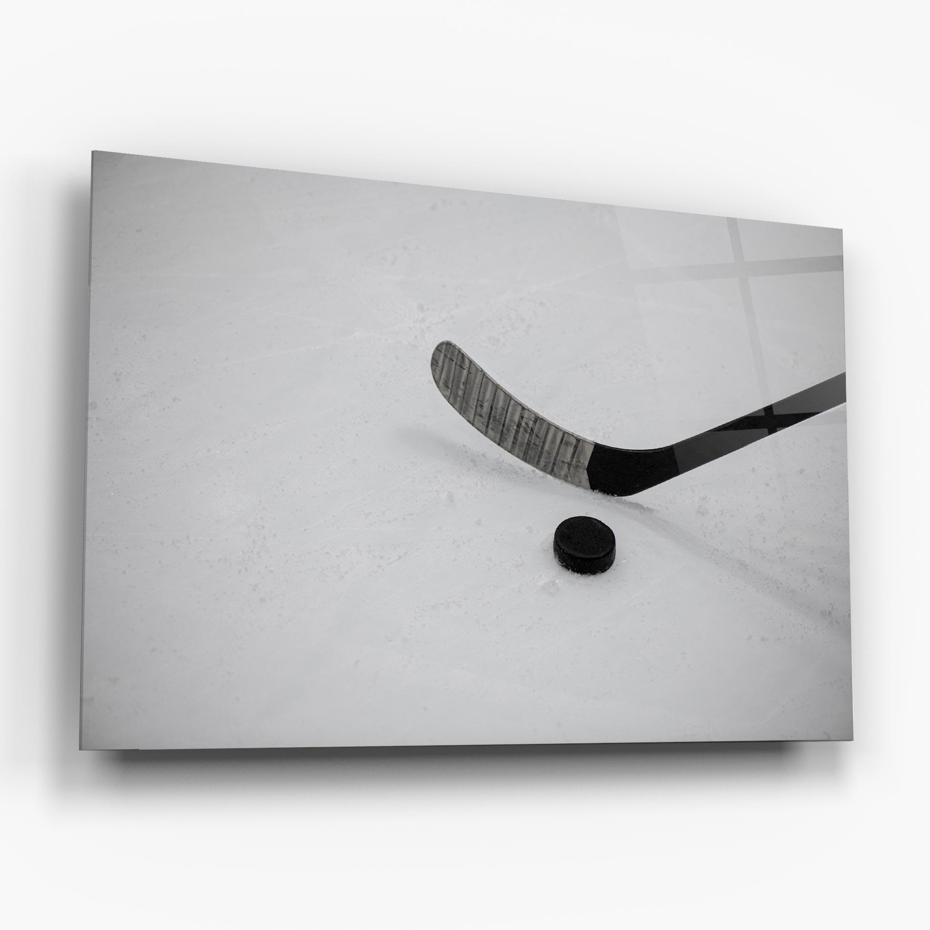 Glasbild Hockey Puck mockup 6